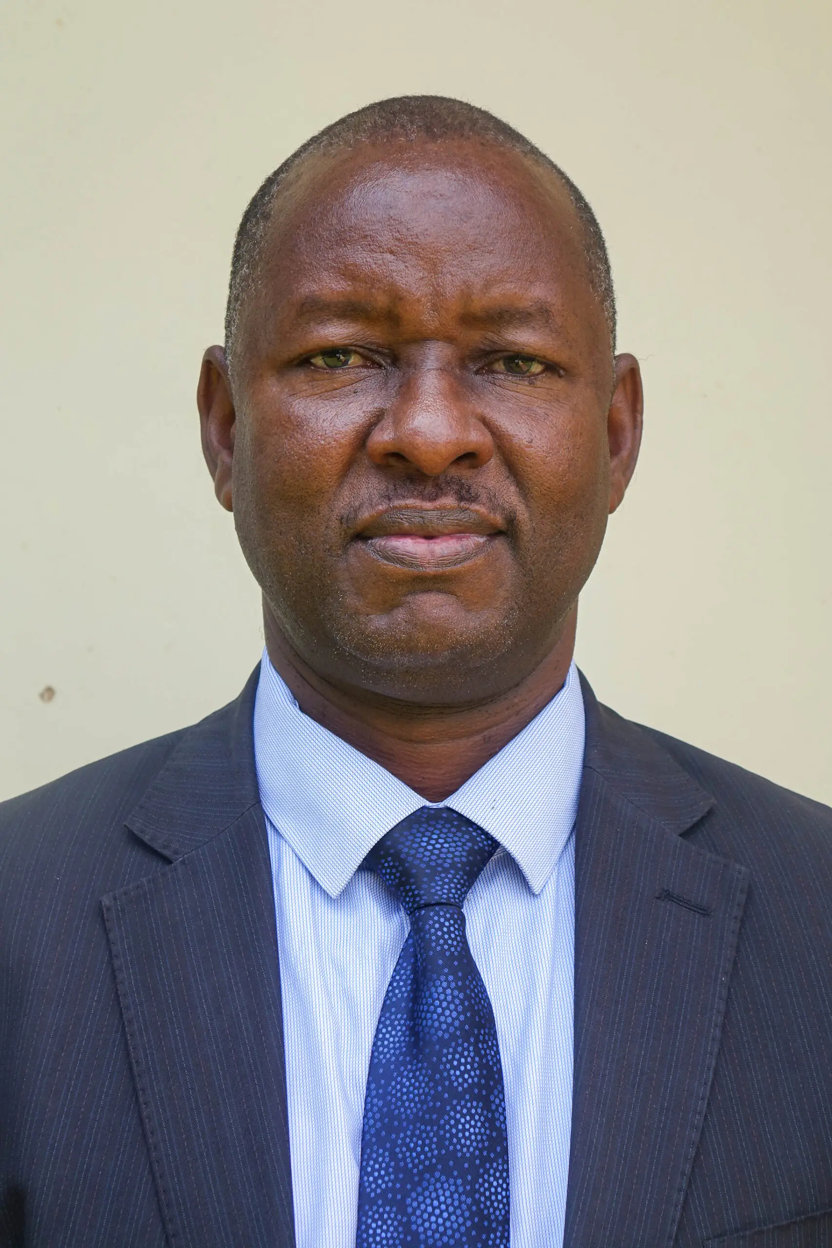Portrait of Robert Ochai